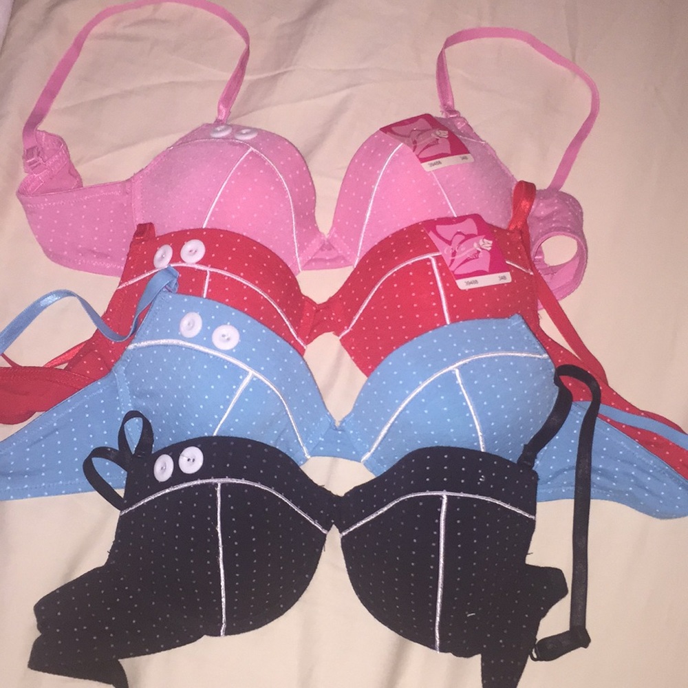 4 bra $25